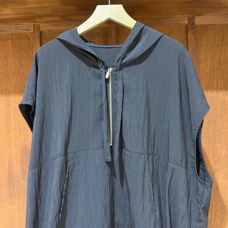 CLOCHE  接触冷感アノラック