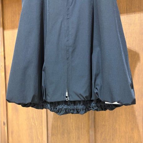 CLOCHE  接触冷感バルーンジップベスト