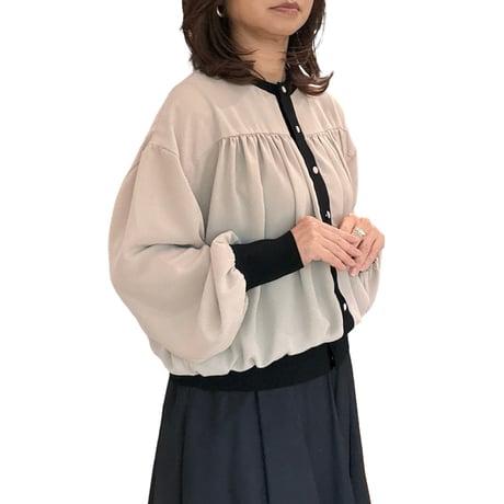 ブラウスカーディガン