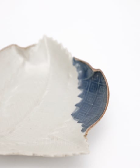 藍九谷四方襷葉小皿 17世紀 2
