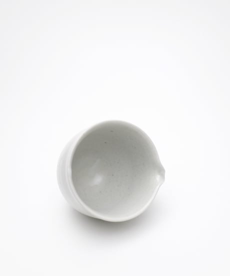 斎藤有希子 白釉牡丹唐草茶海 1