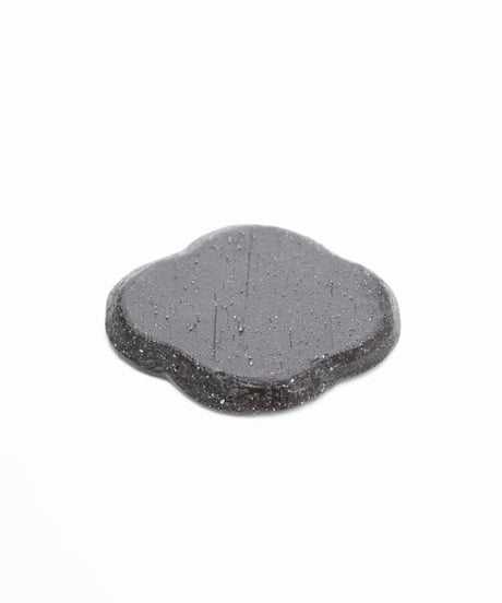 斎藤有希子　黒土木瓜茶托1客