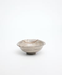 李朝刷毛目 平盃　【自在屋 夏の小さな即売会出品】