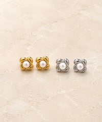 [ピアス]　フラワーパール（素材：ステンレス）