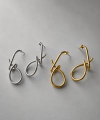 [ピアス]アートループ（素材：ステンレス）