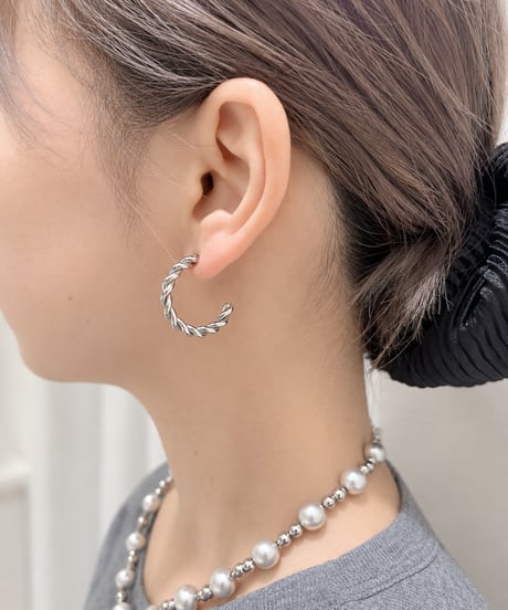 [ピアス]　スクリュー（素材：ステンレス)