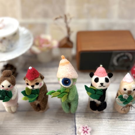 ととのい森の「サウナ友だち」羊毛フェルトのかわいいオブジェ