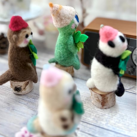 ととのい森の「サウナ友だち」羊毛フェルトのかわいいオブジェ