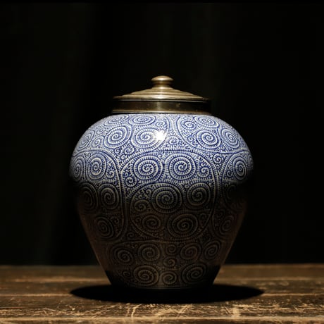 壺 蛸唐草文