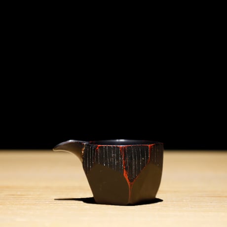 漆片口