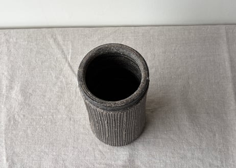 黒錆 櫛目 花入＿田鶴濱守人