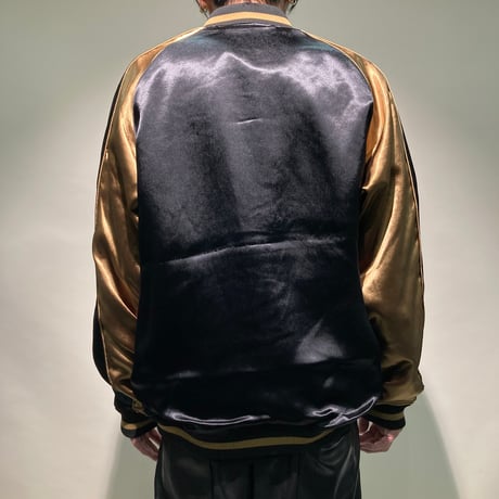 リバーシブルスカジャン