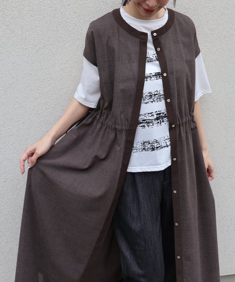 CATEGORY Black | etre relie