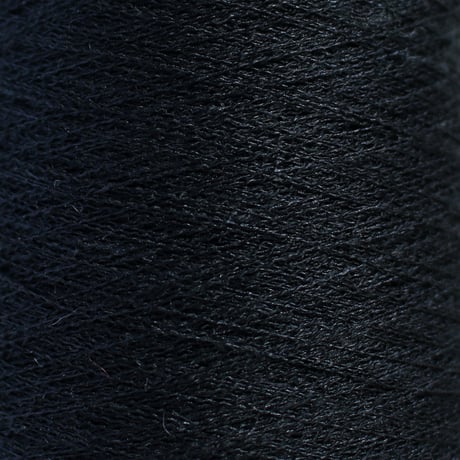 【在庫限り】 Mist Breeze/ 1/33nm (極細) / 50g (約1,650m)巻き 【工場の残り糸】