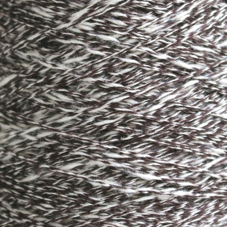 【在庫限り】 Soft Shet Slub (2) / 1/3.8nm (合太) / 200g (約760m)巻き 【工場の残り糸】