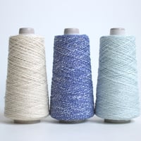 【在庫限り】 Soft Shet Slub (1) / 1/3.8nm (合太) / 200g (約760m)巻き 【工場の残り糸】