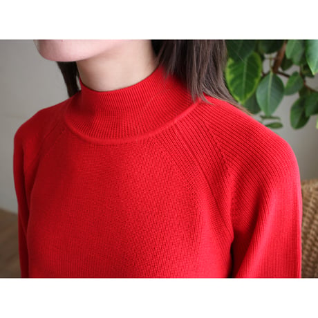 AZ-02-008 ウールラグランハイネックセーター：Red