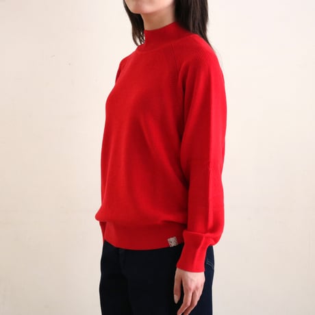 AZ-02-008 ウールラグランハイネックセーター：Red
