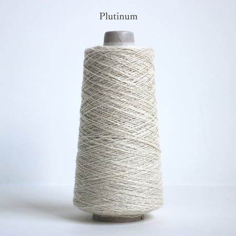 【在庫限り】 Soft Shet Slub (1) / 1/3.8nm (合太) / 200g (約760m)巻き 【工場の残り糸】