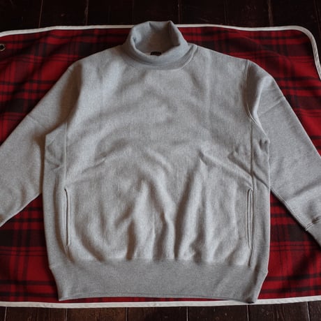 *A VONTADE  Turtle Neck Sweat