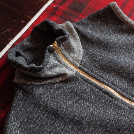 Kepani  PINACLE PARK STAND COLLAR ZIP WAISTCOAT