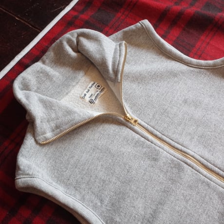 Kepani  PINACLE PARK STAND COLLAR ZIP WAISTCOAT