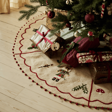 予約【Shirley Bredal】NUTCRACKER HEIRLOOM TREE RUG