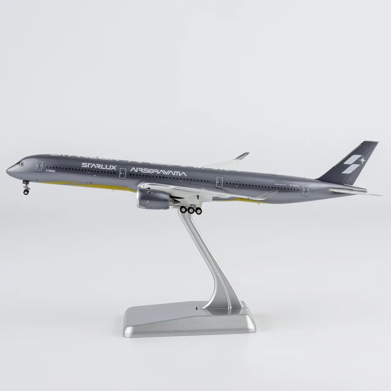 スターラックス航空　A350-1000カーボン塗装　1/400 NG Models (ULTIMATE)1/400 A350-1000 スターラックス航空