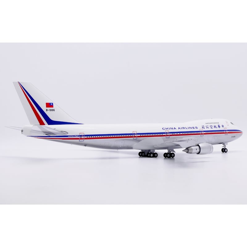 China Airlines Boeing 18610 モデル 1/200 1/200 747-200 チャイナエアライン B-1886 (ポリッシュ仕上げ) |