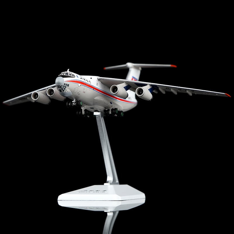 TACANページ 空港模型 お取り寄せ商品】1/400 IL76TD 高麗航空 P-913 | ひこーきちゃん模型専門店