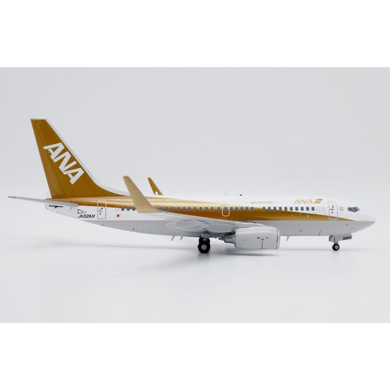 非売品・新商品情報】1/200 737-700 ANA「ゴールドジェット特別塗装機」