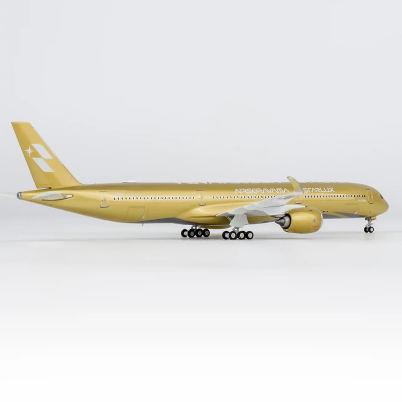 NG Models 1/400 A350-1000 スターラックス航空「AIRSOR