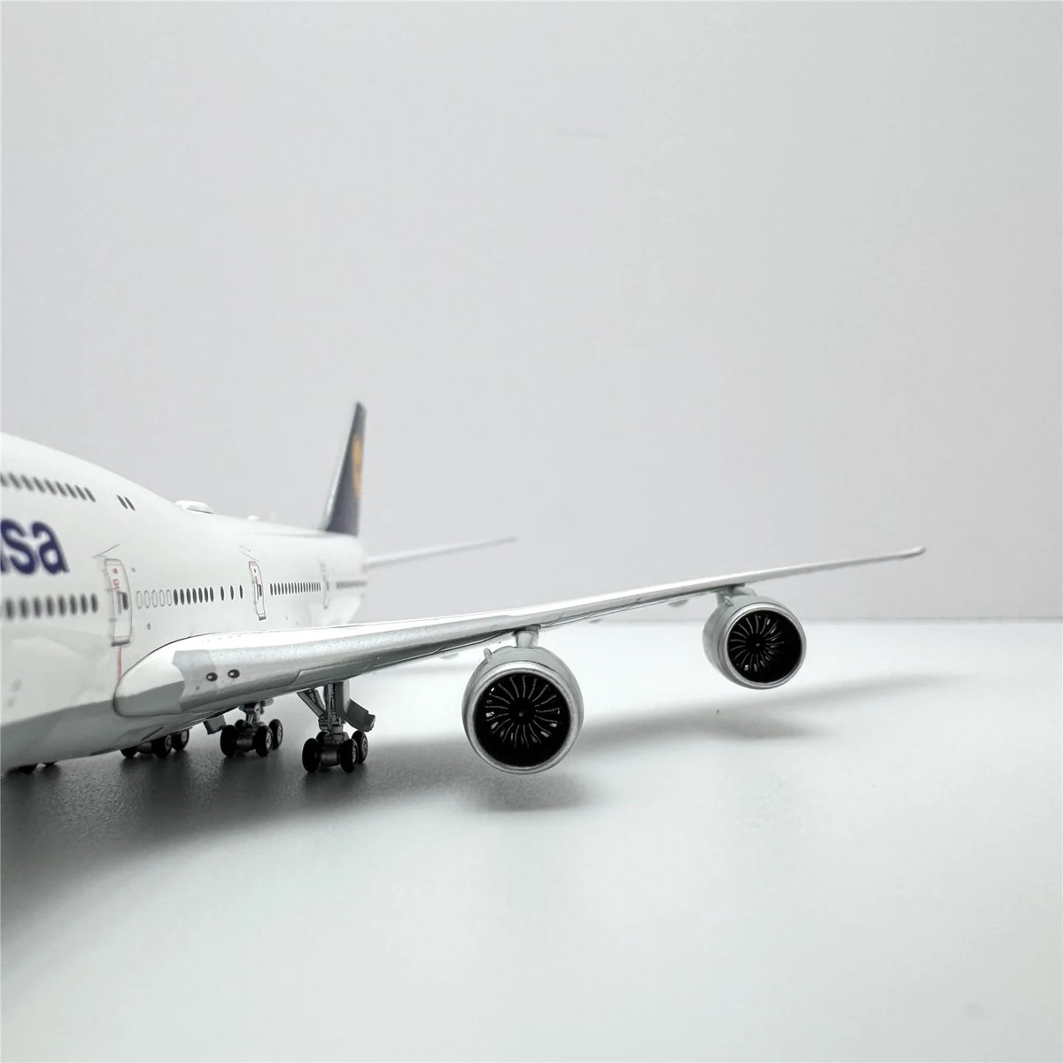 YY Wings 1/400 747-8 ルフトハンザドイツ航空 D-ABYP｜YY74807