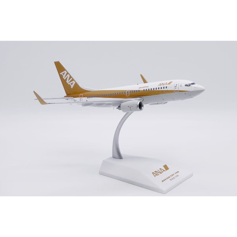 非売品・新商品情報】1/200 737-700 ANA「ゴールドジェット特別塗装機」