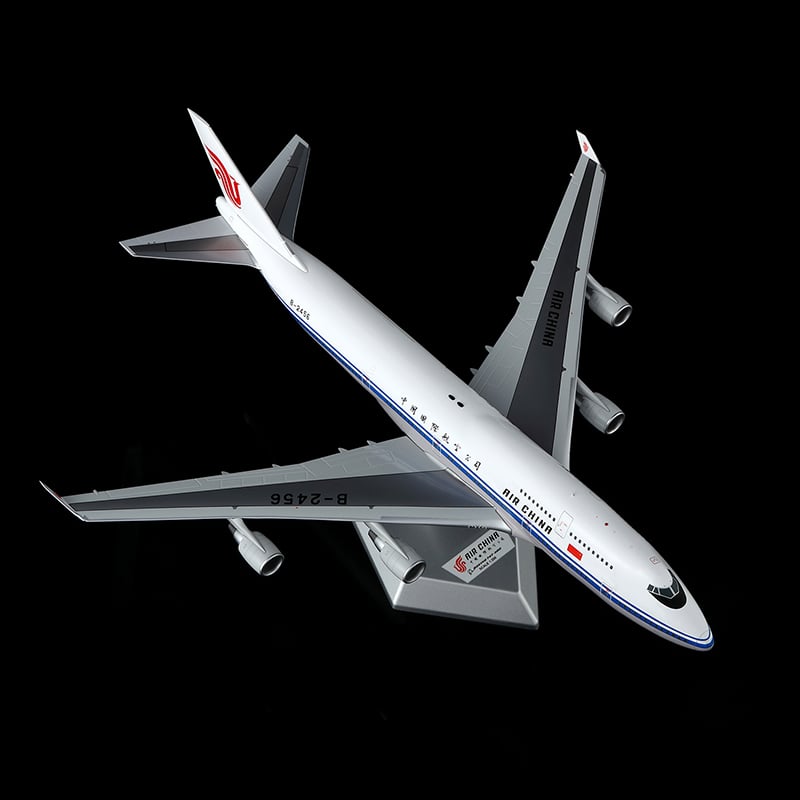 お取り寄せ商品】1/200 747-400 中国国際航空 B-2456 | ひこーきち