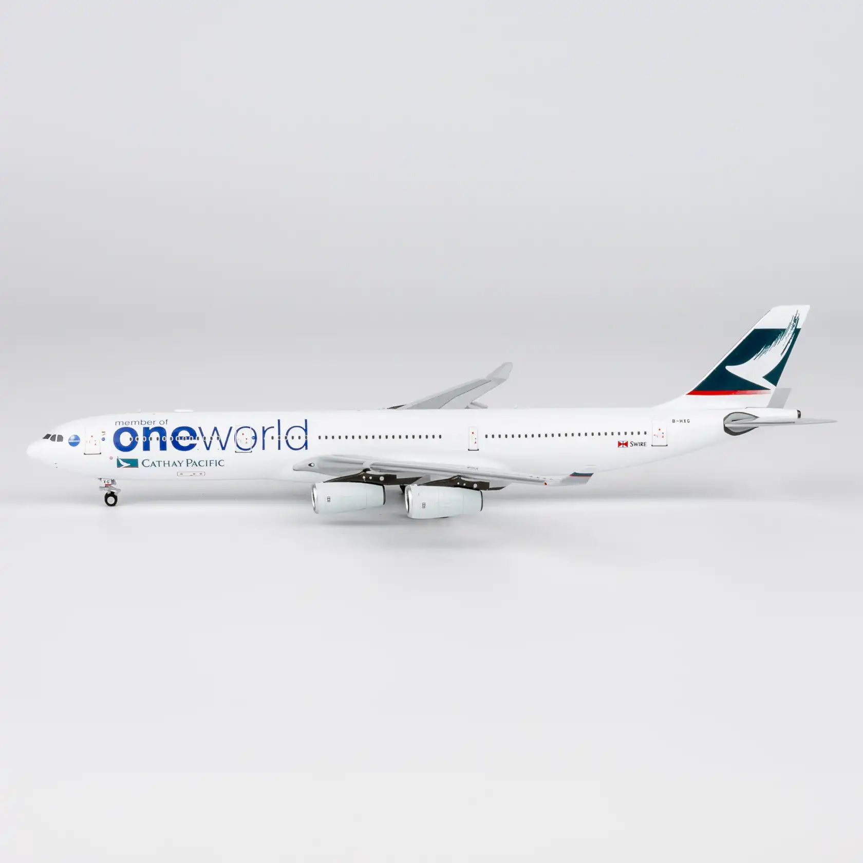 希少品！キャセイパシフィック航空　特別塗装機！A330-300 模型 1/200 NG Models 1/400 A340-300 キャセイパシフィック航空「oneworld 特別