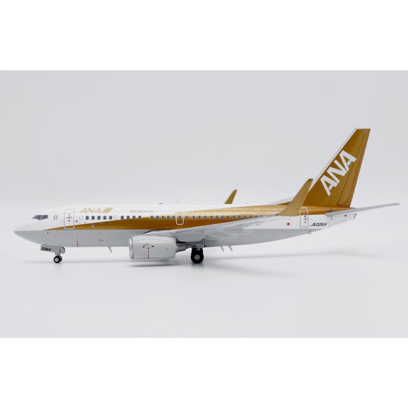 非売品・新商品情報】1/200 737-700 ANA「ゴールドジェット特別塗装機」