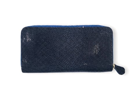 ラウンドファスナー財布【すべてを包み、価値を守る。】