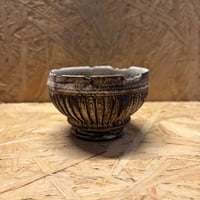 淡海陶芸研究所　錆白泥彫平鉢