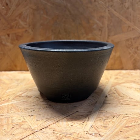 伝市鉢 中深型 3.5号 艶消し黒 | GREEN LUCK