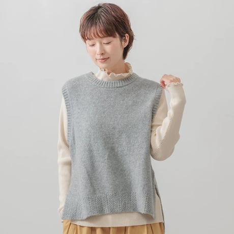 【4色展開】サイドスリットニットベスト