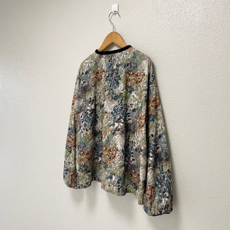 2024AW / l'atelier du savon 森とお花のつぎはぎプリント シャツコールブラウス