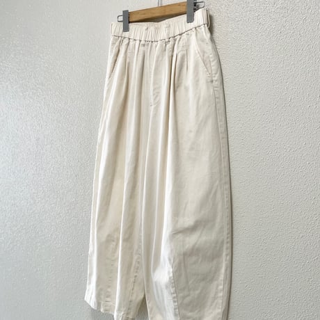 定番販売品 / 休日と詩 ニューボンボンパンツ