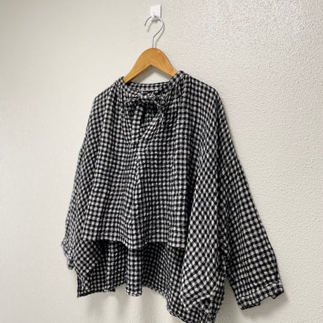 Veritecoeur リネンウールチェックブラウス