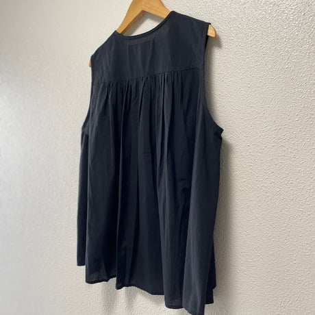MidiUmi レースノースリーブブラウス