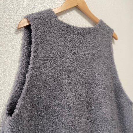 mizuiro ind ヘアリーVネックベスト