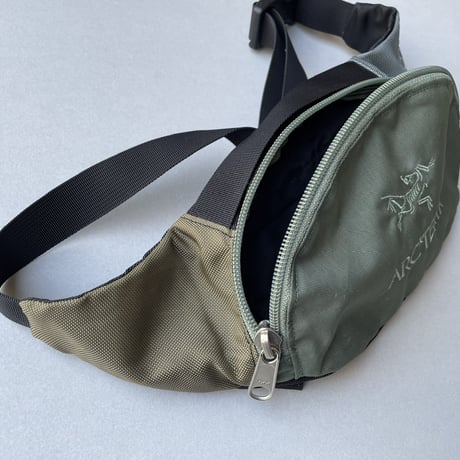 人気希少品 /  ARC'TERYX URBAN FANNY BEAMS別注 Crazy Pattern