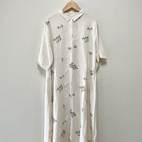 【3色展開】select 花刺刺繍入りジャカードワンピース