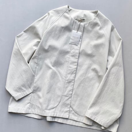 タグ付き未使用品 / 2023SS / evam eva no collar short coat
