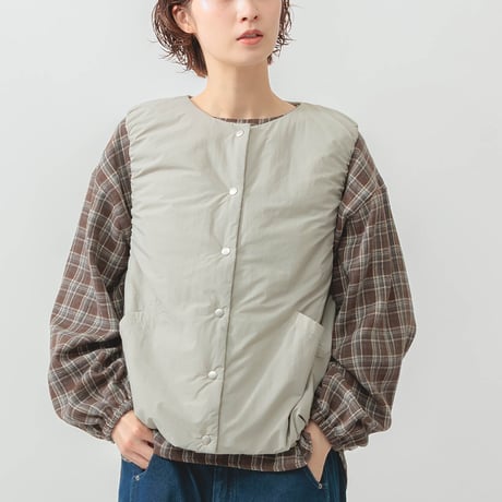 【3色展開】ナイロンワッシャー軽量中綿ベスト